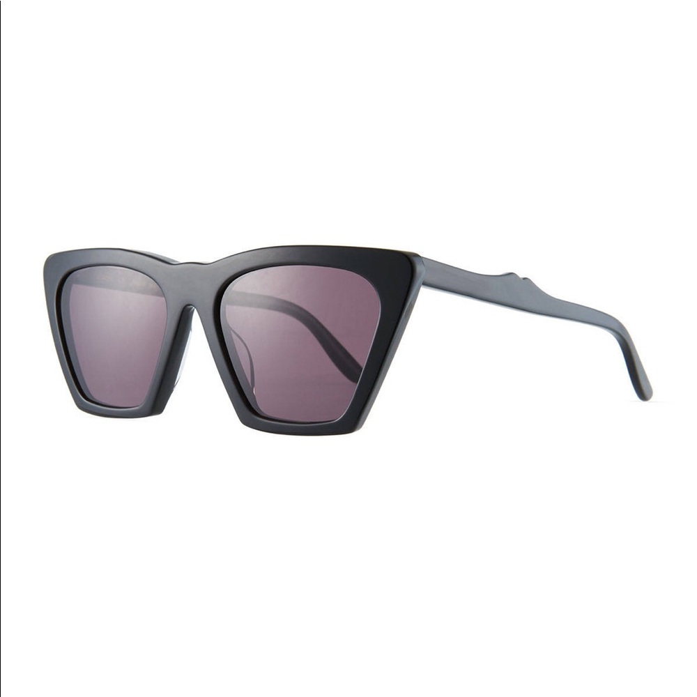 Illesteva Lisbon Sunglasses - brand new
